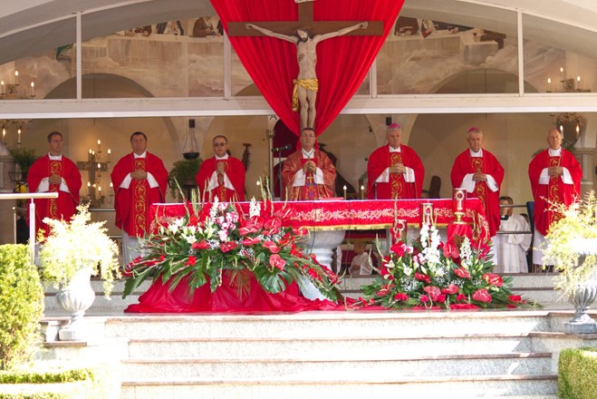 Na Svetu nedjelju u svetištu Predragocjene Krvi Kristove misu predslavio mons. Ivan Šaško